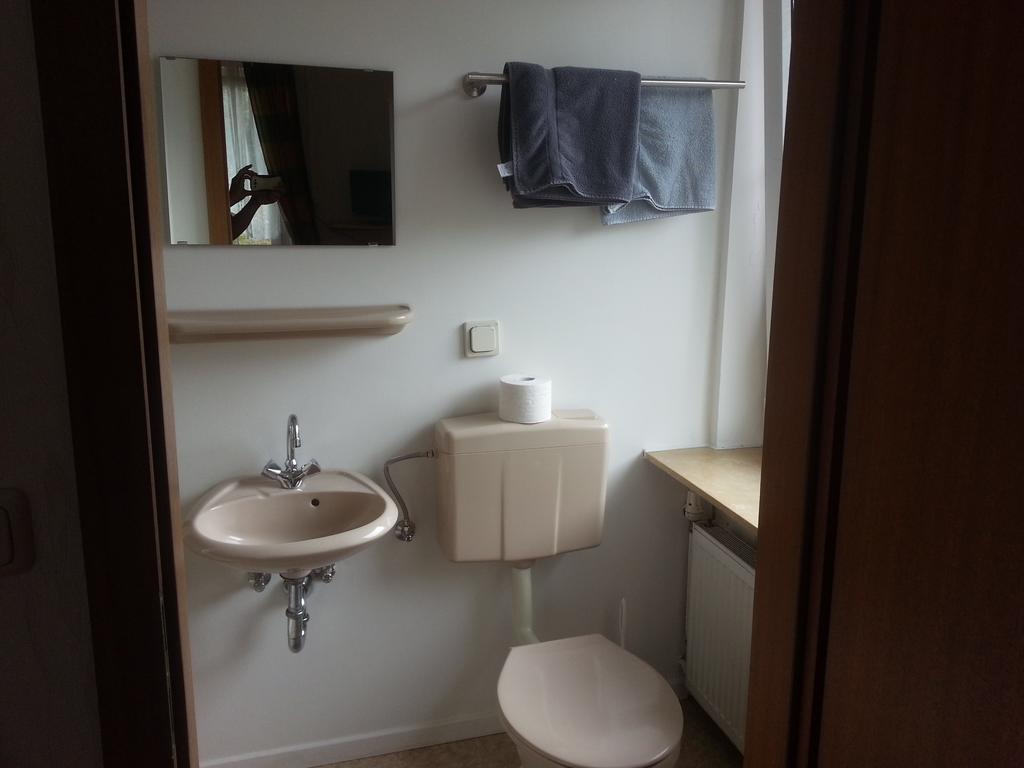 Hotel Deutsches Haus Francop Hamburgo Habitación foto